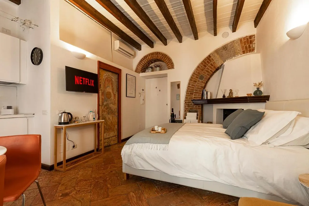 Cozy House In Naviglio Grande - Homy Apartments Milano